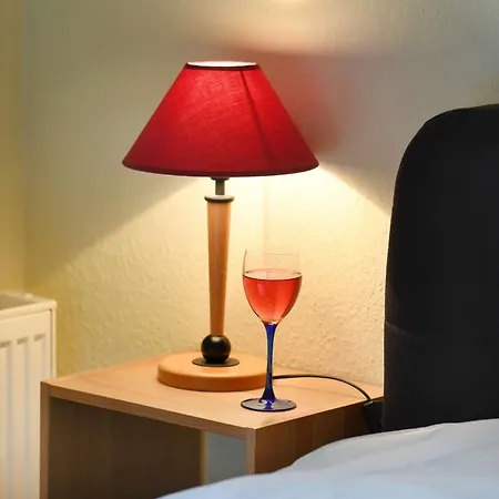 Residenz 17 בינץ